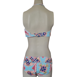 ensemble bikini bandeau DE LA MARQUE: ROXY
Ensemble bikini bandeau pour femme en matière
douce avec bonnets 