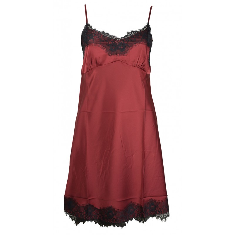 nuisette satin - du desir au plaisir