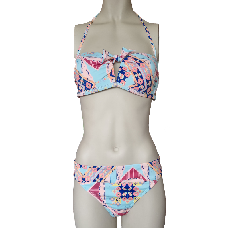 MAILLOTS DE BAIN - Du Désir Au Plaisir